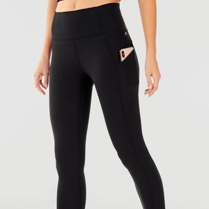 FABLETICS 7/8 HIGH RISE OASIS LEGGINGS (BLACK, SM)